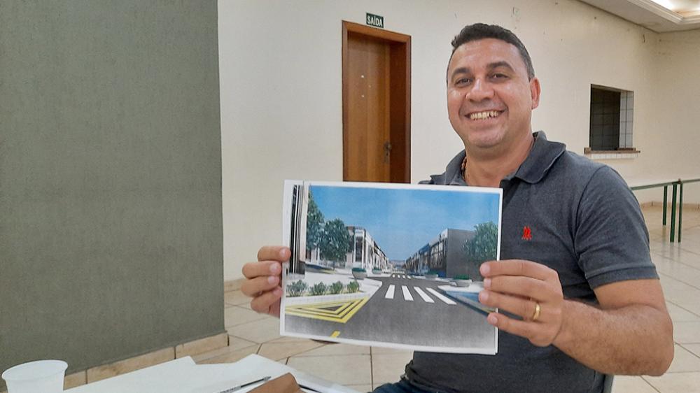 “RUA DO COMÉRCIO SERÁ REVITALIZADA”, DIZ BETO ZANON.